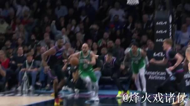 西蒙斯三分雨狂砍赛季最高39分 凯尔特人逆转热火19分